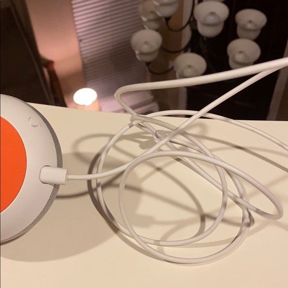 Google Home Mini - Picture 4 of 4